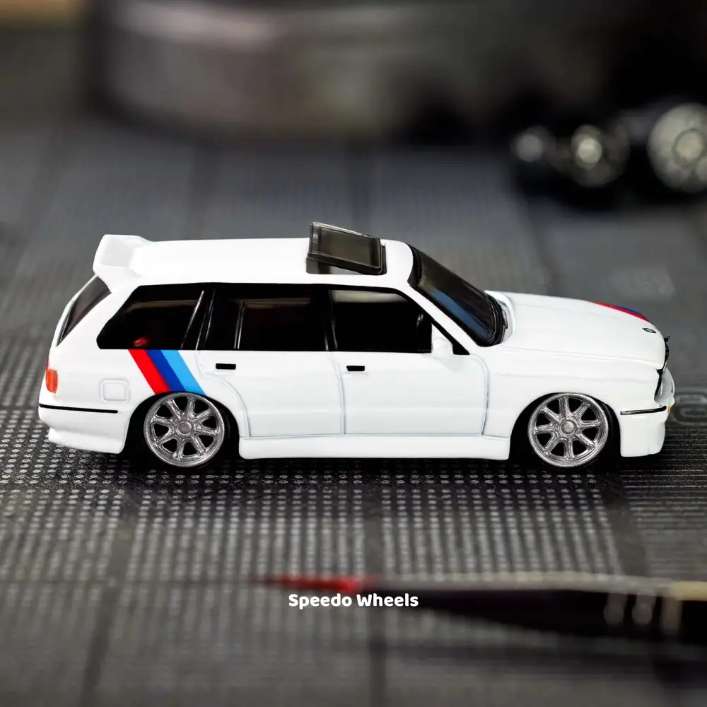 Hot Wheels Elite 64 - 1990 BMW 318i Touring
