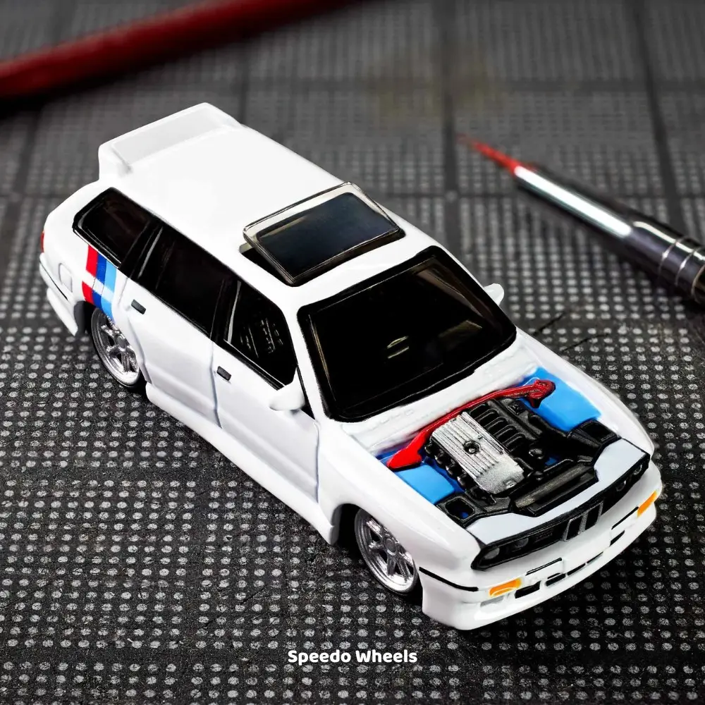Hot Wheels Elite 64 - 1990 BMW 318i Touring