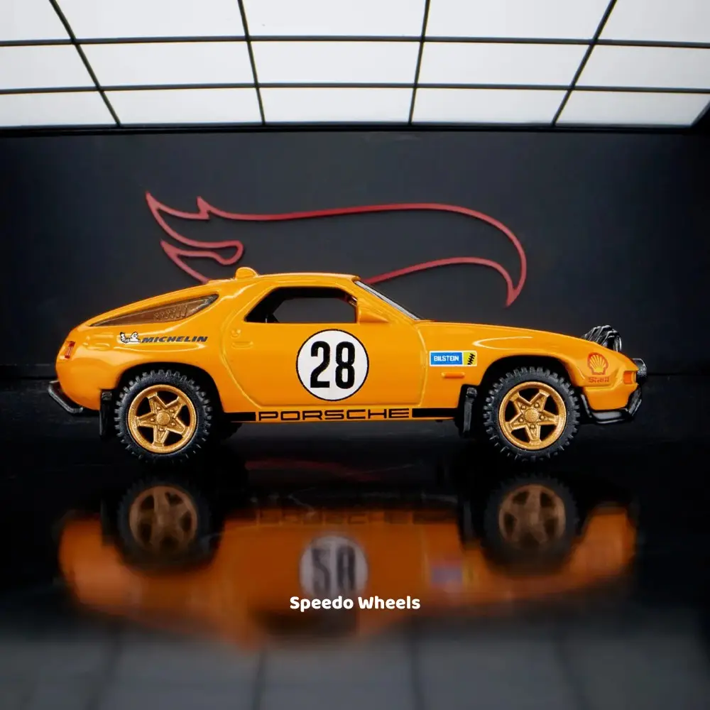 Hot Wheels Elite 64 - Porsche 928 Safari